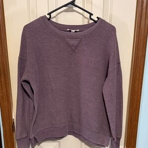 American Eagle Outfitters Lavender Crew Neck Sweater size Medium